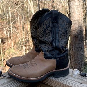 Justin Cowboy Boots, Black/Tan, size 10